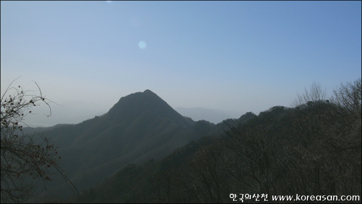 용문산 정상 이미지